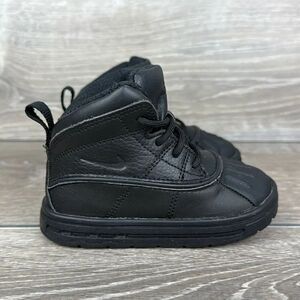 Nike Woodside 2 High Top ACG Triple Black Toddler Boys Sz 7 Rain Snow Boots